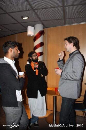 Halal Borrel #14 - Cosmopolite: Internet, Games & Theater — afbeelding 18 van 24