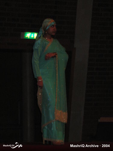 Hijaab Show 2004 — Vrouw in de Islam — afbeelding 4 van 12