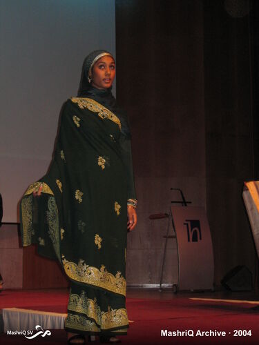 Hijaab Show 2004 — Vrouw in de Islam — afbeelding 6 van 12