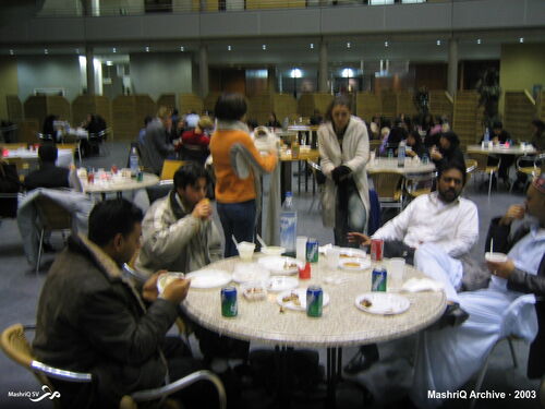 Iftar 2003 — de eerste MashriQ-iftar — afbeelding 13 van 14