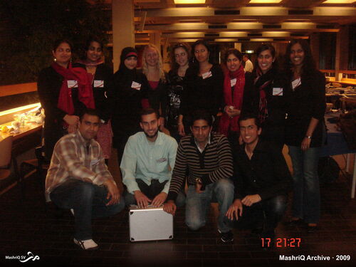 Iftar 2009 (Amsterdam) — Participatie Orthodoxe Moslima's — afbeelding 11 van 11