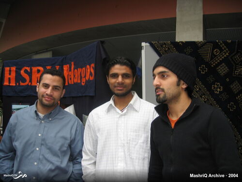 Open Dag Haagse Hogeschool 2004 — MashriQ-stand — afbeelding 8 van 11