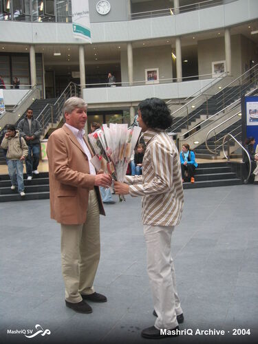 MashriQ Rozendag 2004 — afbeelding 4 van 12